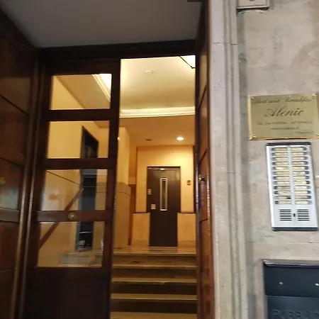 Oda ve Kahvaltı Alenic Roma