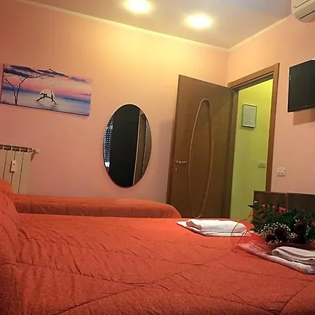 فندق مبيت وإفطار Alenic 3*